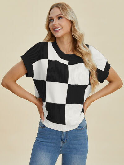 Double Take Full Size Checkered Round Neck Short Sleeve Sweater - Enfance-Heureuse