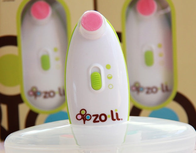 Baby electric nail grinding - Enfance-Heureuse