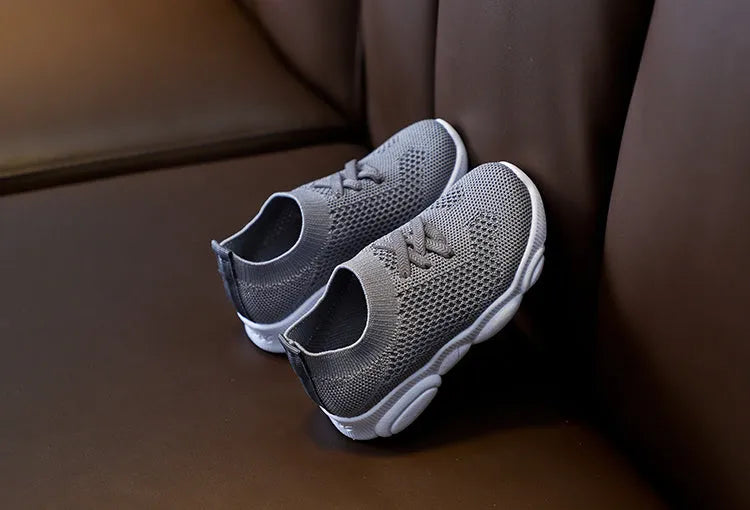 Un pied paresseux chaussures - Enfance-Heureuse