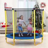 Trampoline de 5,5 pieds pour enfants - Mini trampoline d'extérieur et d'intérieur pour tout-petits de 65 pouces avec enceinte, panier de basket et ballon inclus