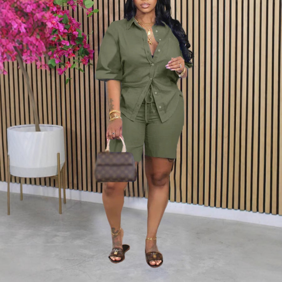 Ensemble chemise à manches courtes et short de couleur unie à la mode