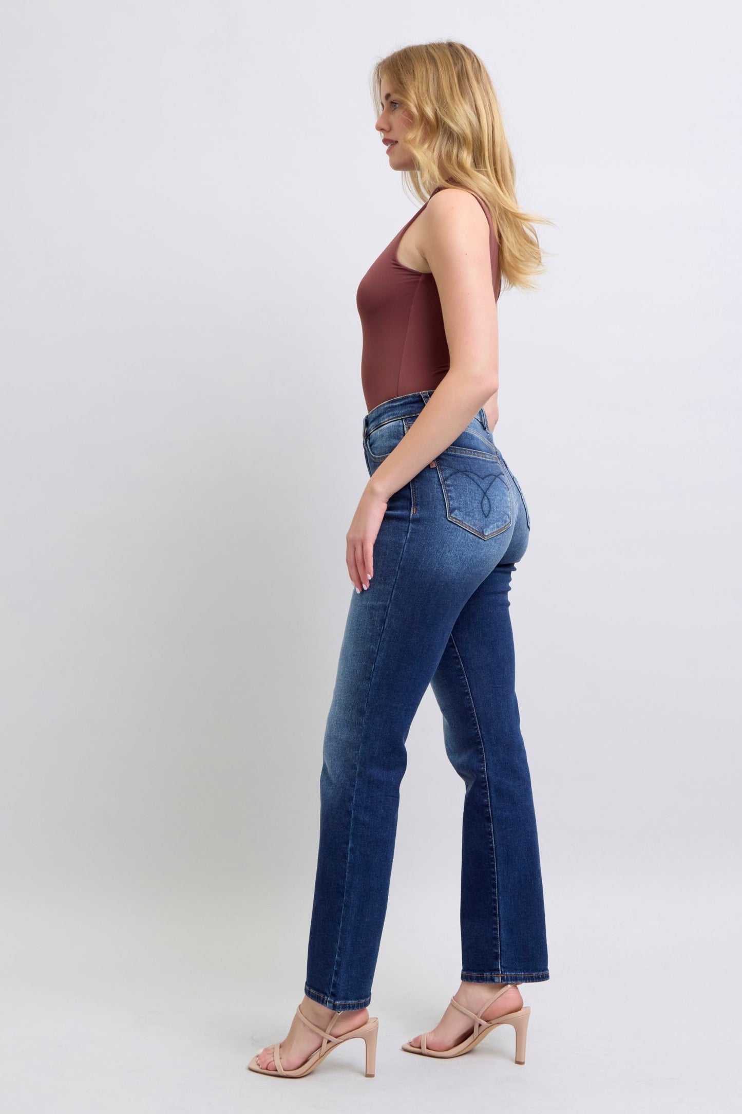 Judy Blue Full Size Washed Straight Leg Jeans with Pockets - Enfance-Heureuse