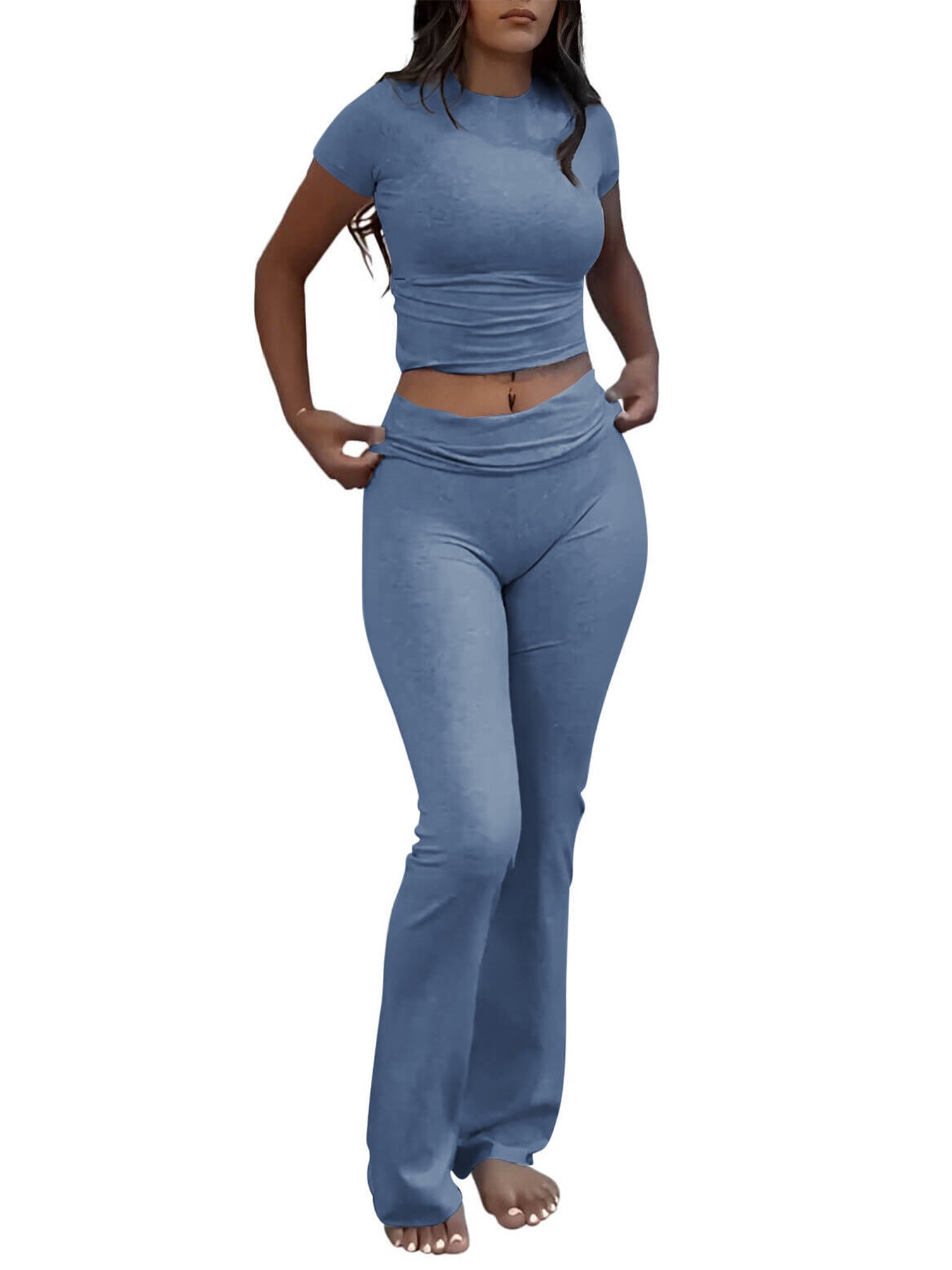 Ensemble deux pièces décontracté, couleur unie, coupe slim, t-shirt à manches courtes et col rond, pantalon évasé moulant, vêtements de sport pour femmes